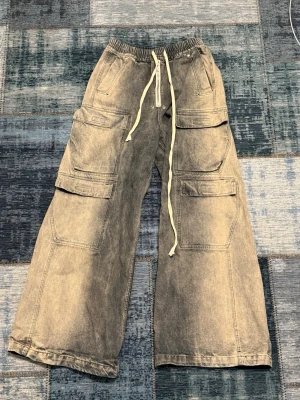 Edfu cargopants - as feta cargo byxor, väldigt baggy! kom med prisförslag