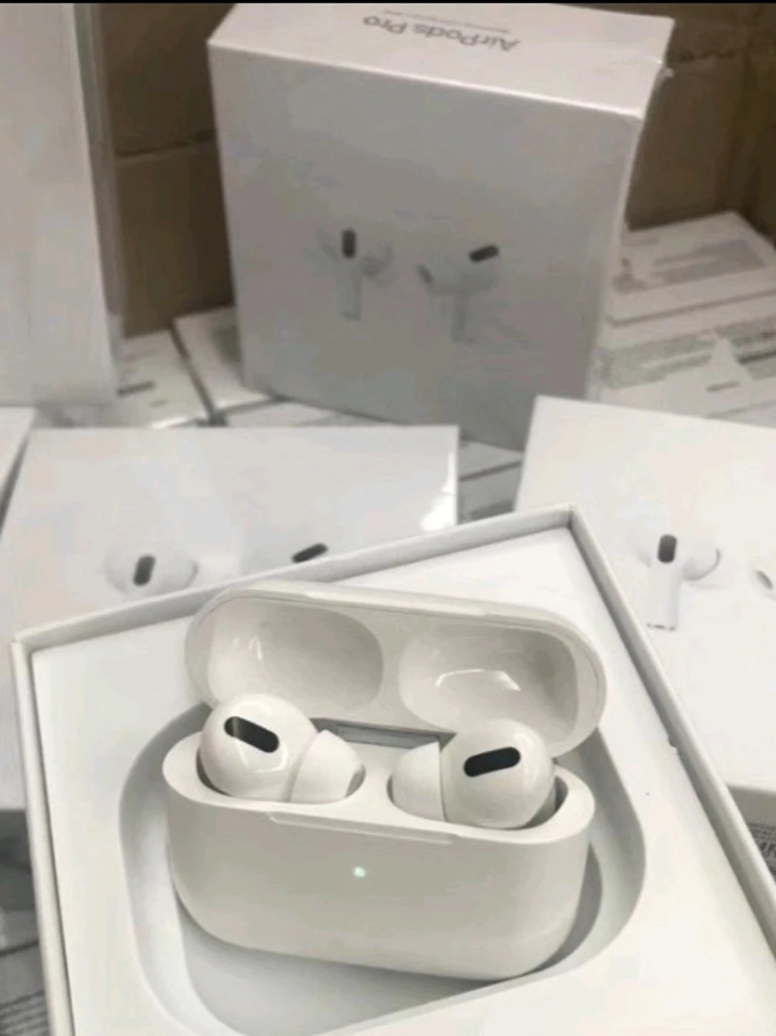 AirPods Pro - 1