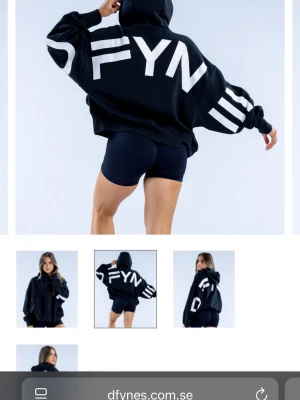 SÖKER!! - Söker denna hoodie från dfyne till ett bra pris 