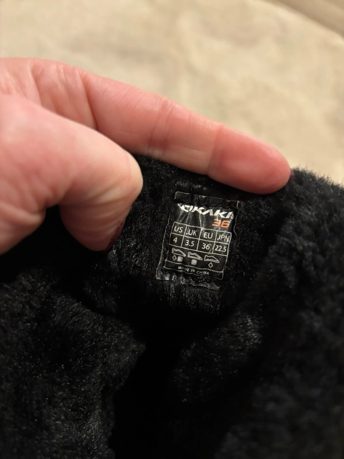 Okaki City Wall, Svarta , stl 36 - 6