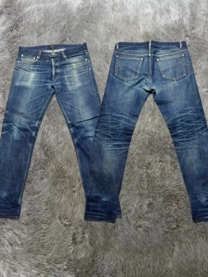 APC Jeans - Säljer detta eftertraktade Par Selvedge APC jeans | Storlek 30 | Mycket bra skick | 100% bomull och bild på selvedge ID finns i annons vid övriga eventuella frågor svarar jag gärna 🙌✅