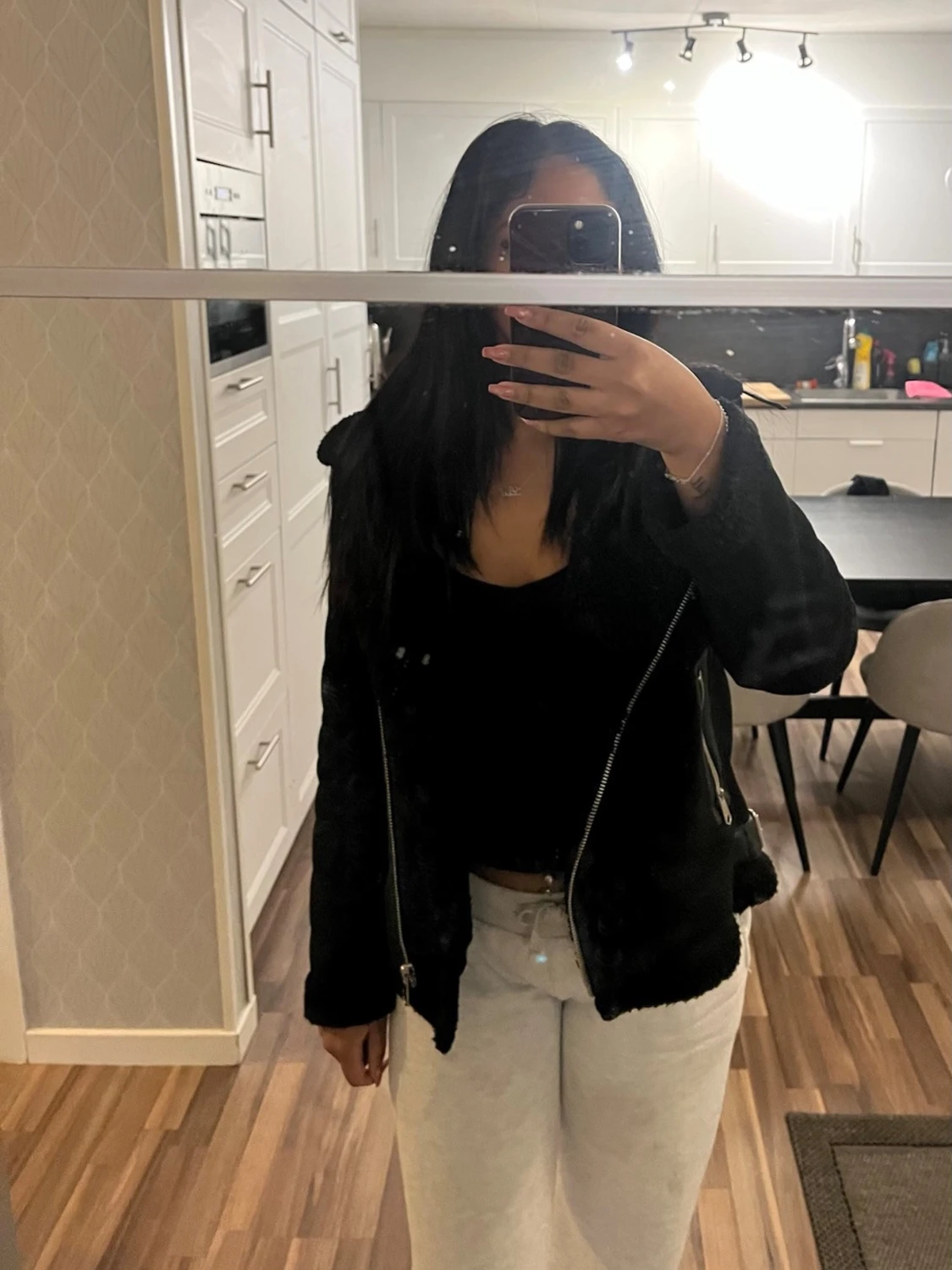 Svart teddyjacka från ONLY