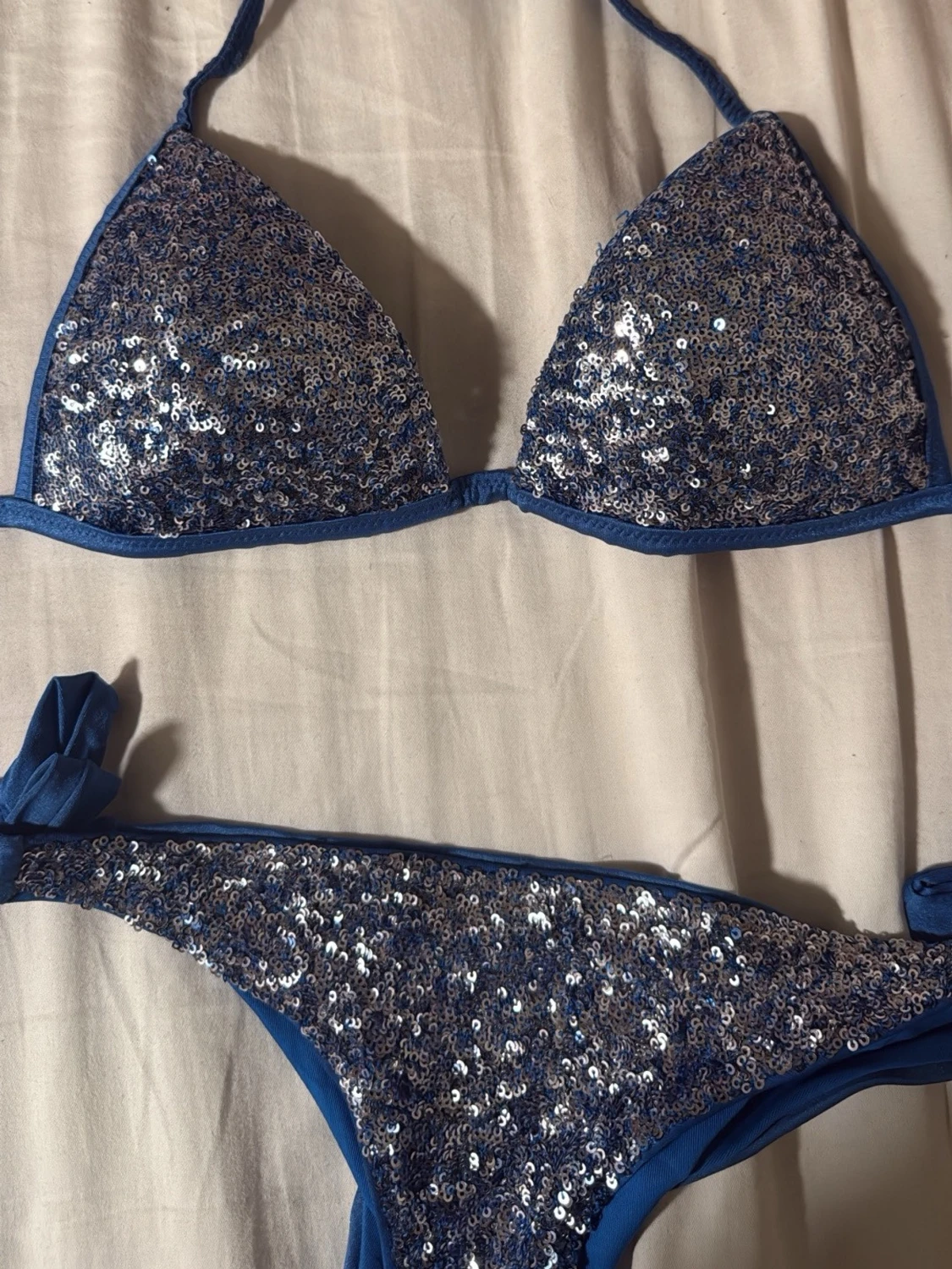 Blå bikini med paljetter - 2