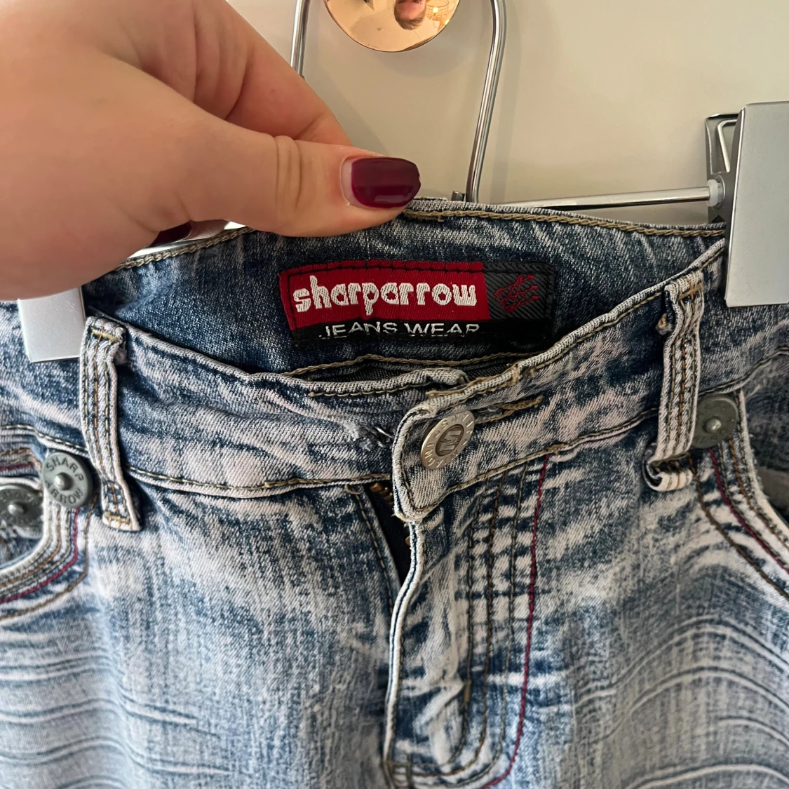 Blå bootcut jeans från Sharparrow - 2