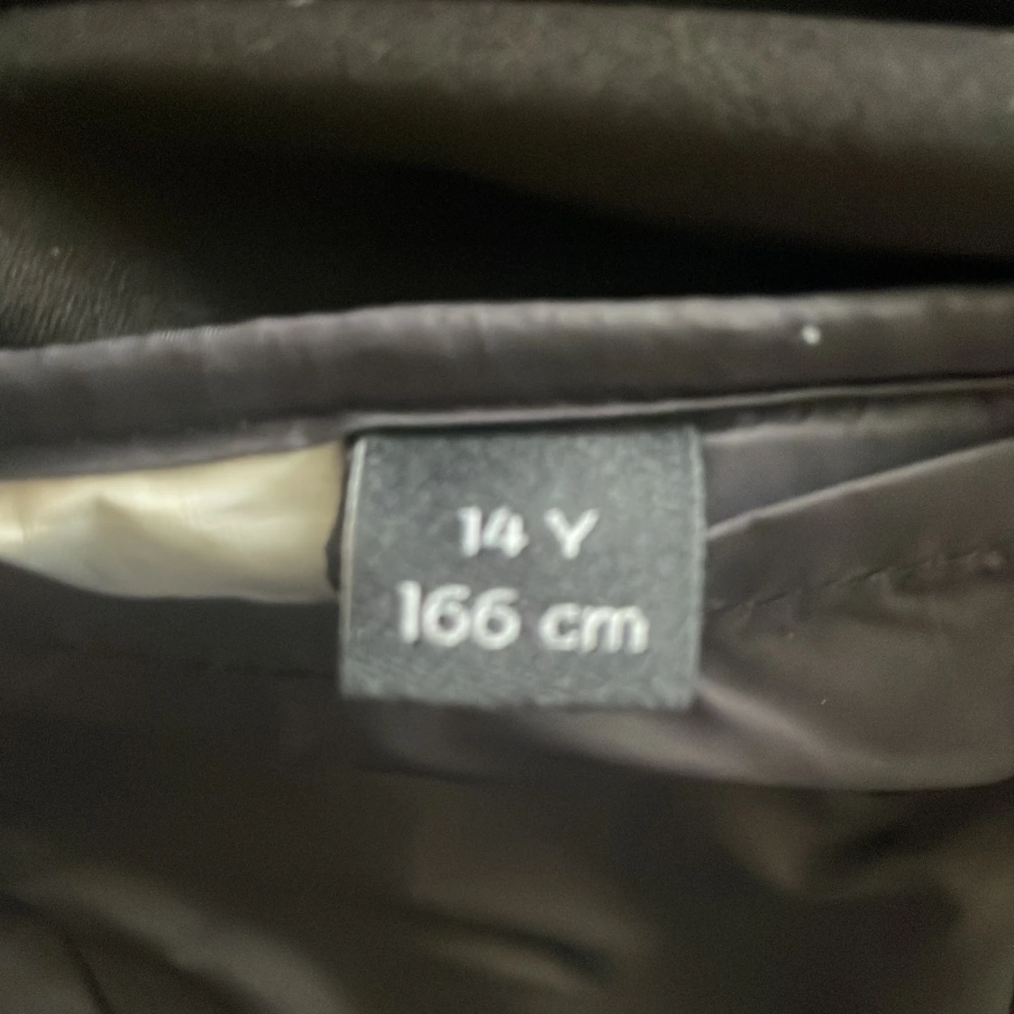 Svart quiltad jacka från colmar - 2