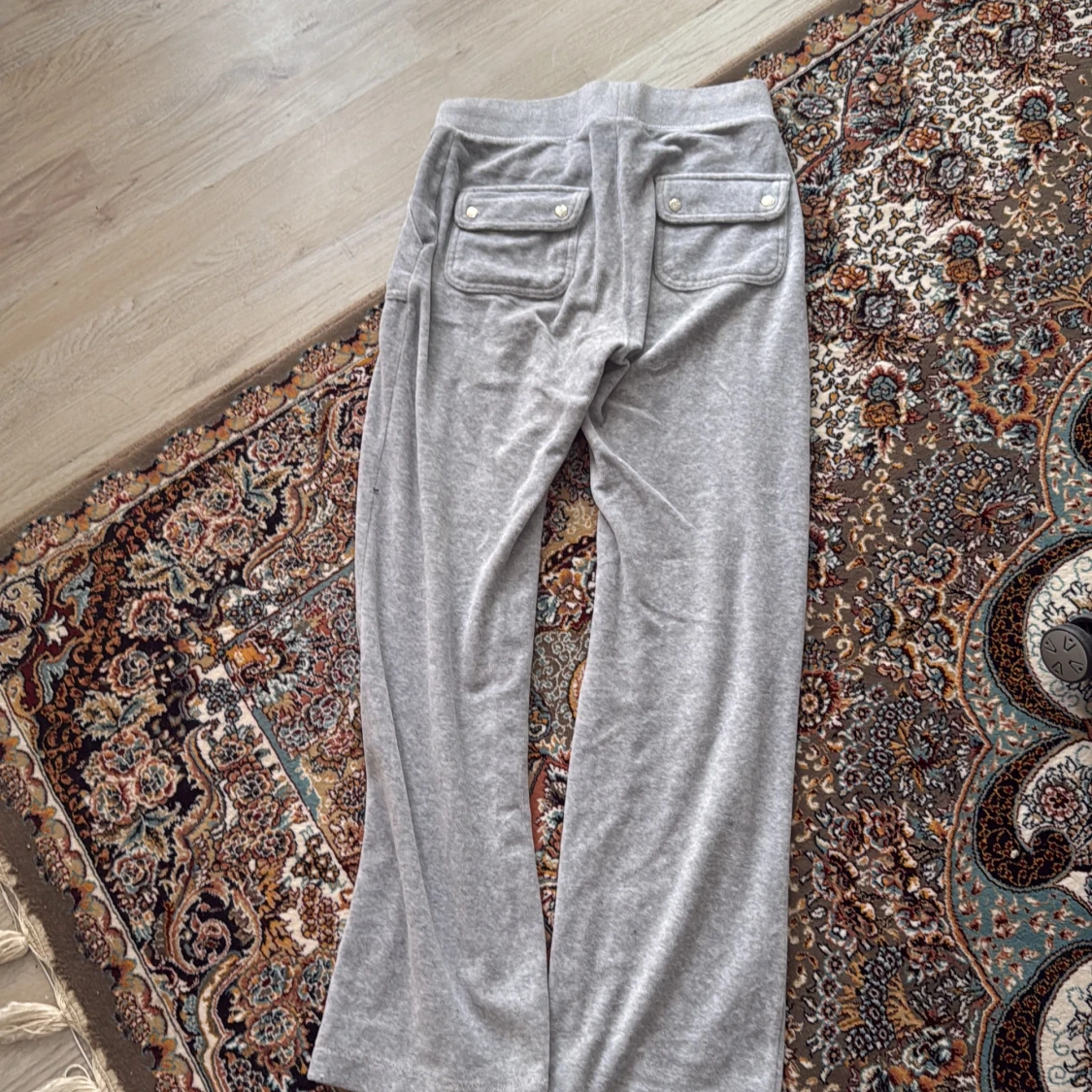 (Äkta) Grå mjukisbyxor Juicy Couture XS - 3