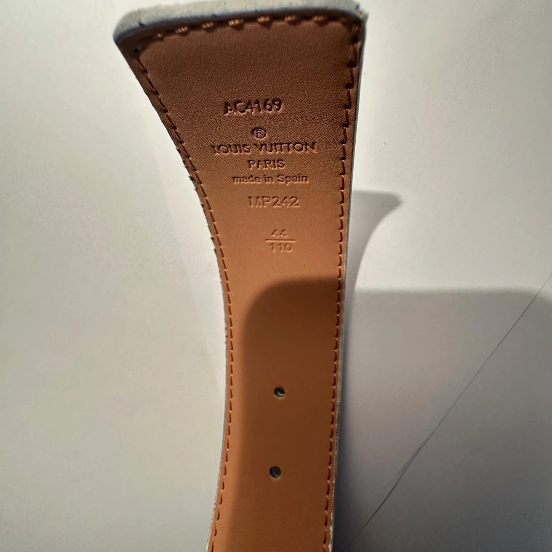 𝓛𝓥 bälte  - 1