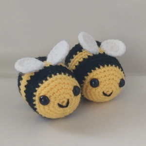 Virkat Bi - Virkat bi, gjord av mig.