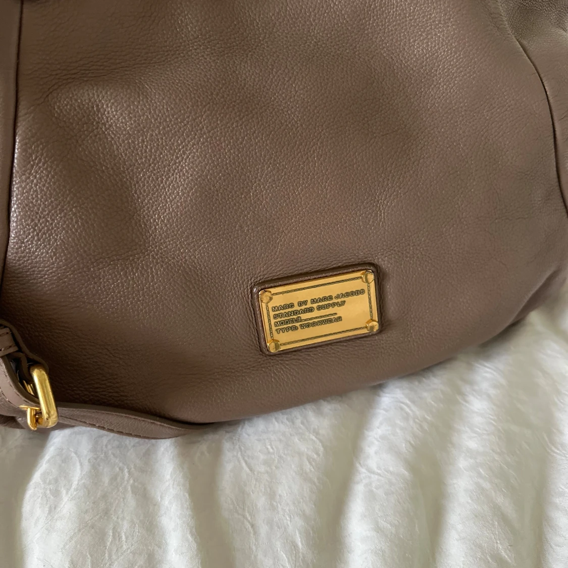 Brun Q Classic Fransesca Bag! - 1