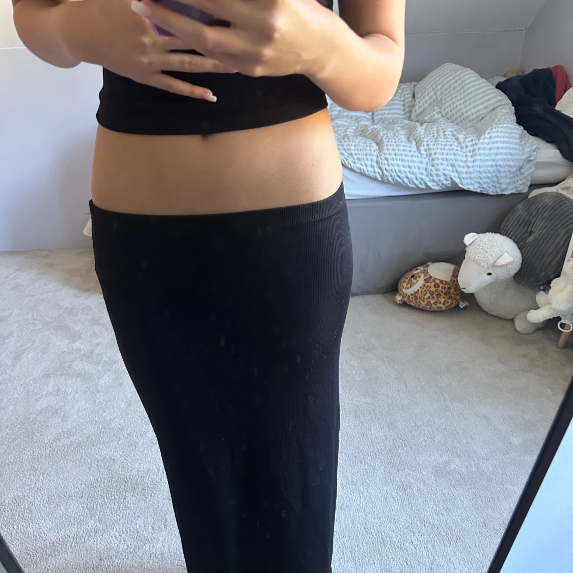 Svart ribbad långkjol - 1