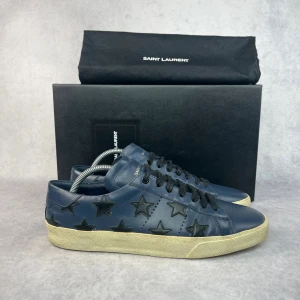 SAINT LAURENT SL/06 SNEAKER - – Condition: 8/10  – What is included: Only the sneakers  – Retail price: 7100 SEK