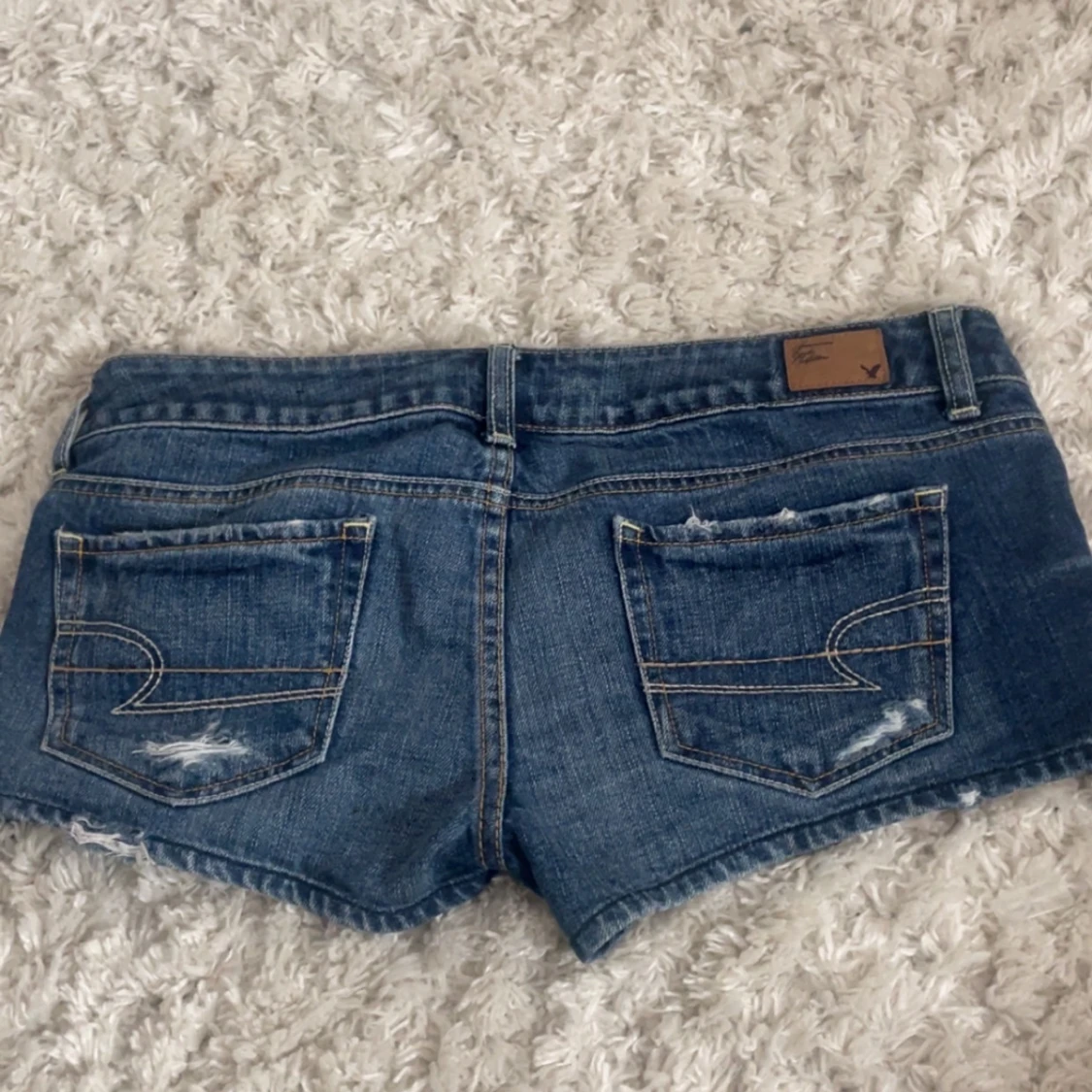 American Eagle jeansshorts låg midja - 1