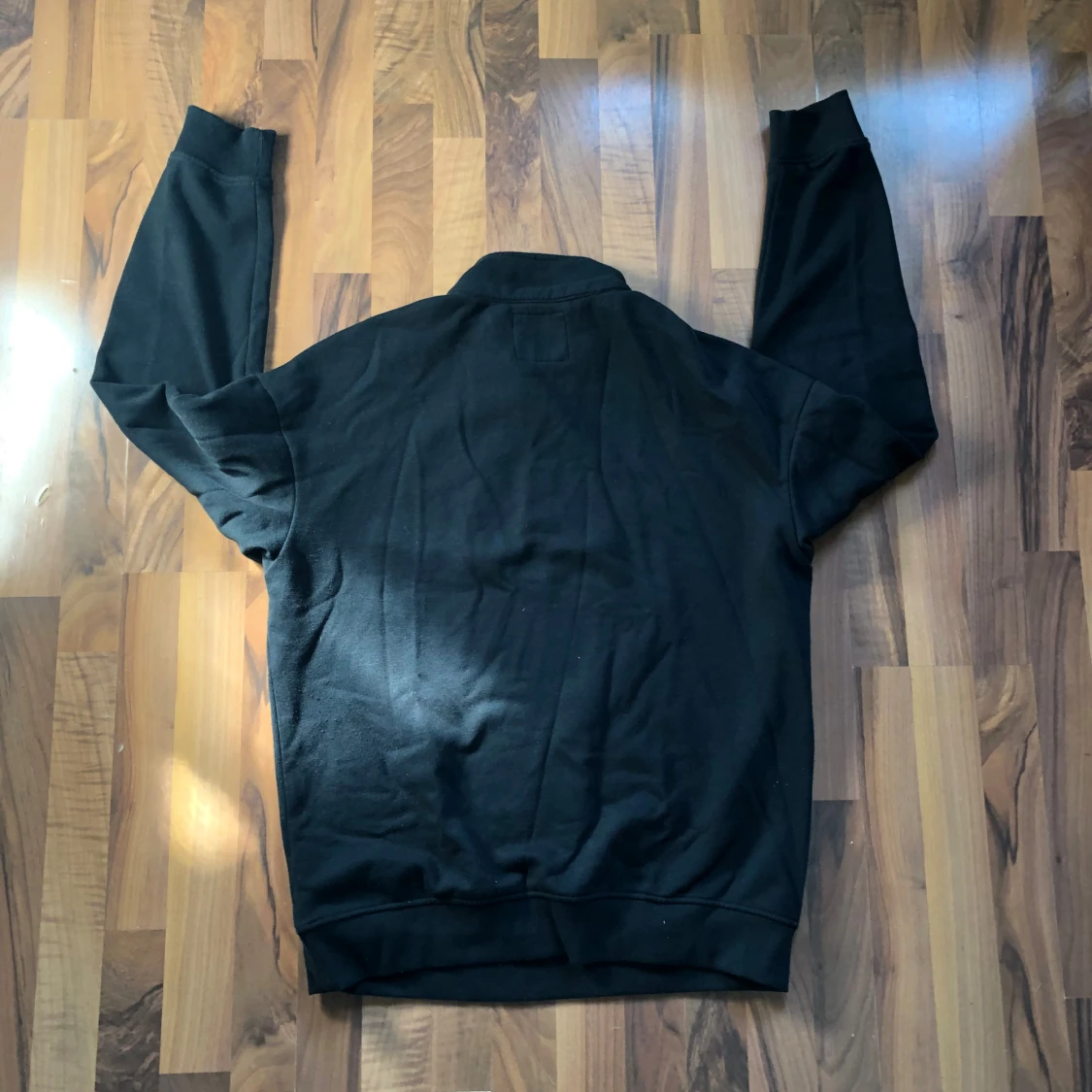 Svart halvzip tröja - 1