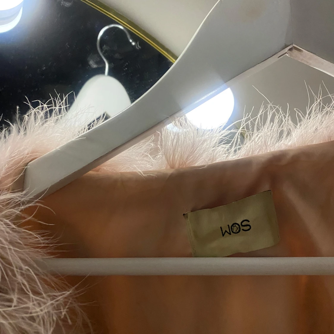 Ljusrosa fluffig pälsjacka från WOS - 2