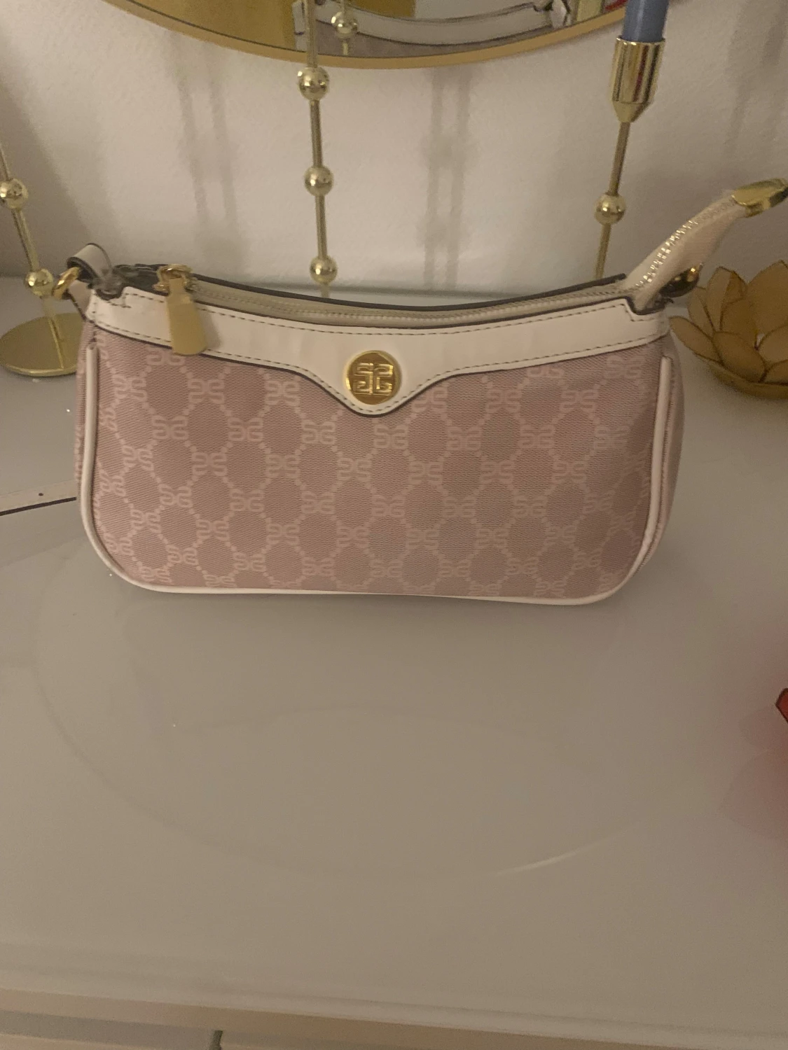 Beige axelväska från By Malene Birger - 1