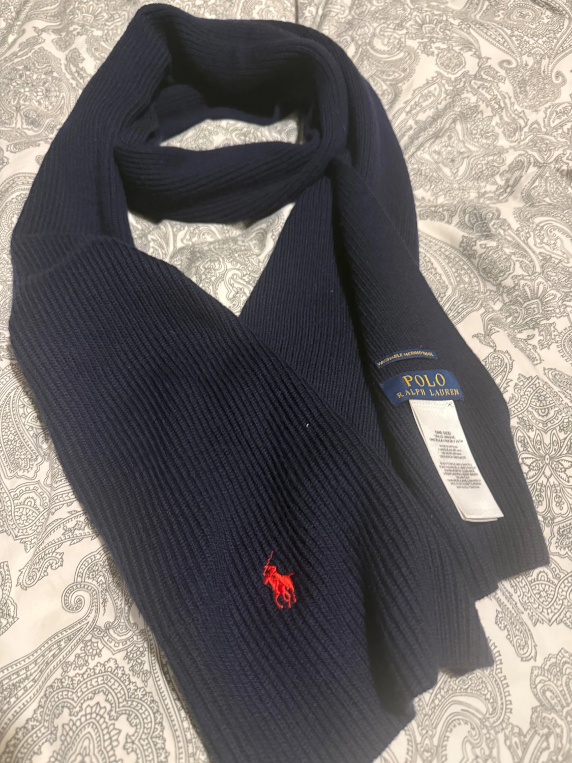 Mörkblå och Grå halsduk - 2