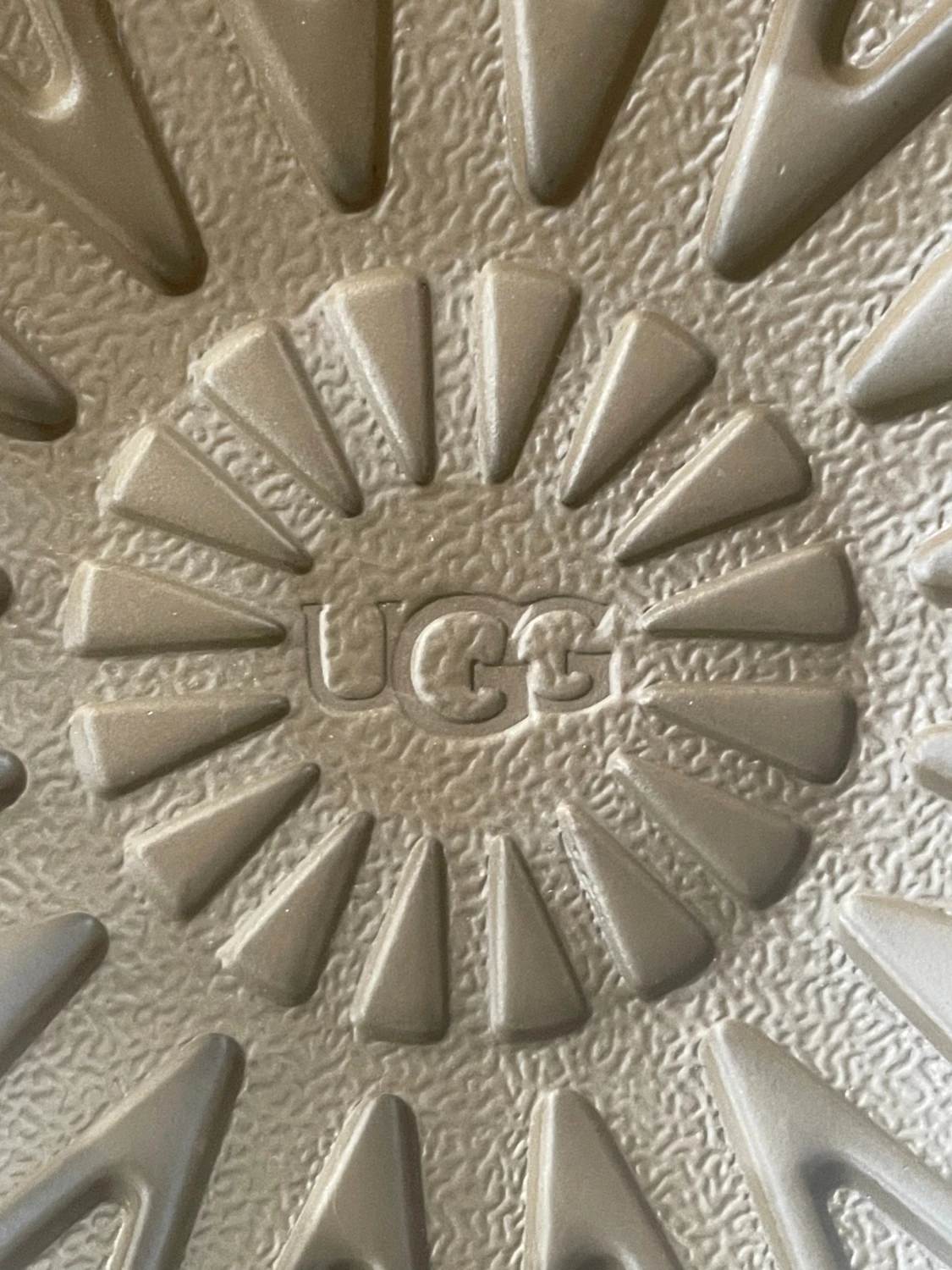 UGG slip-ins i beige mocka - 5