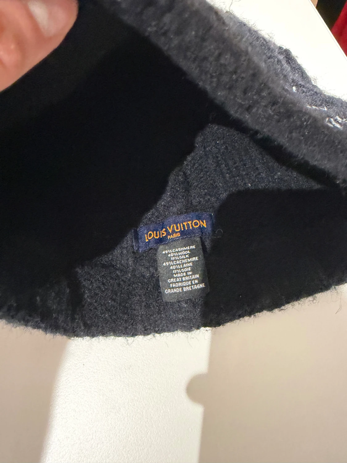 LV Louis Vuitton black beanie - 1