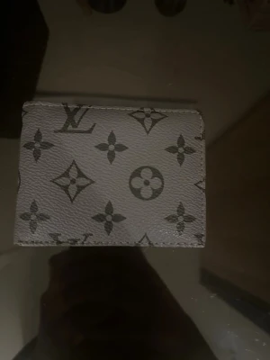 Plånbok som är ny - Ny plånbok som jag säljer