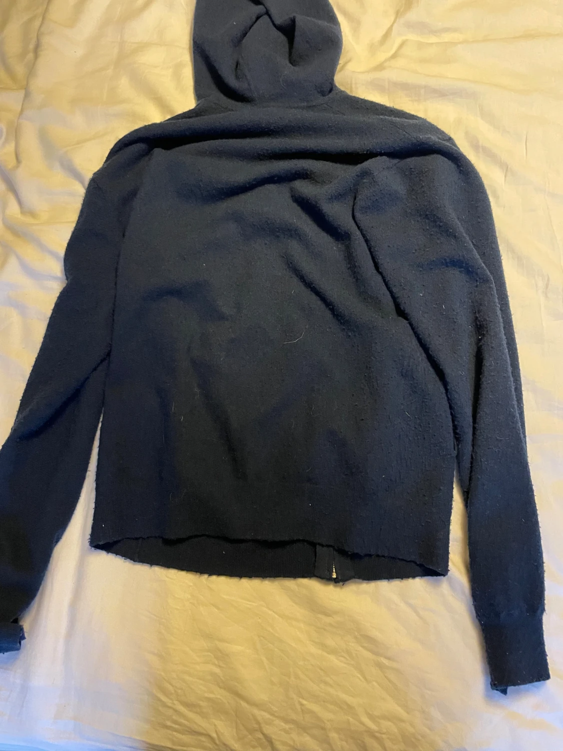 Mörkblå zip i ull - 1