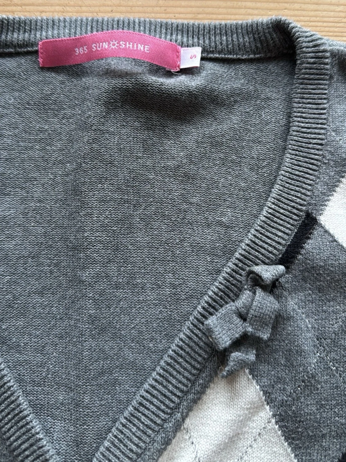 Grå argyle kofta från 365 Sunshine - 1
