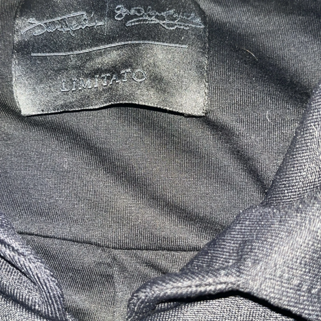 Svart zip från Limitato - 3