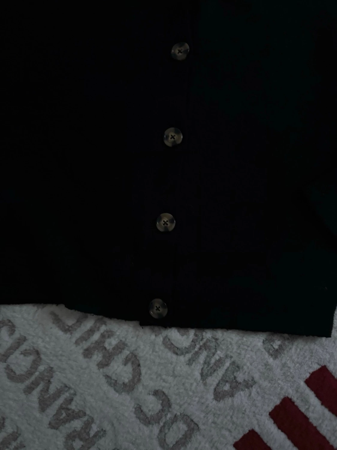 Svart kofta från H&M med knappar - 1