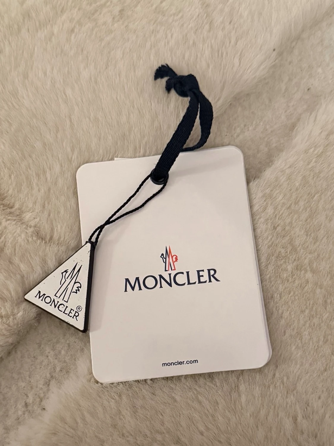  Moncler Maya  - 5