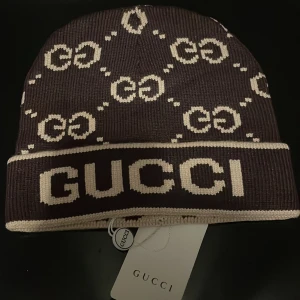 GG vintermössa  - Helt ny med etikett finns i Göteborg unisex Onesize 