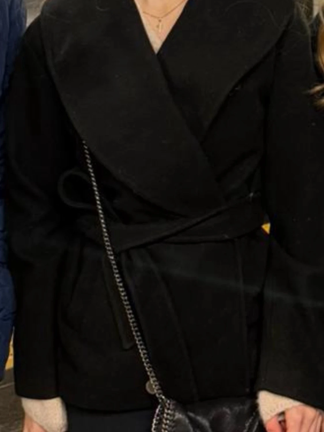 Svart kappa med bälte - 3