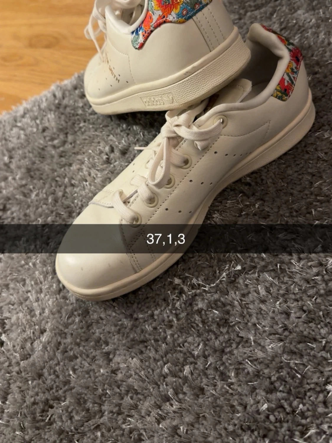 Adidas Stan Smith med blommig häl - 1