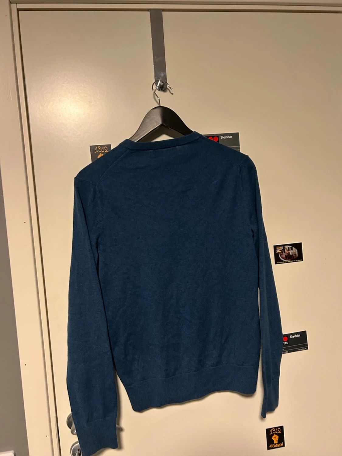 Blå v-ringad tröja Banana Republic - 1