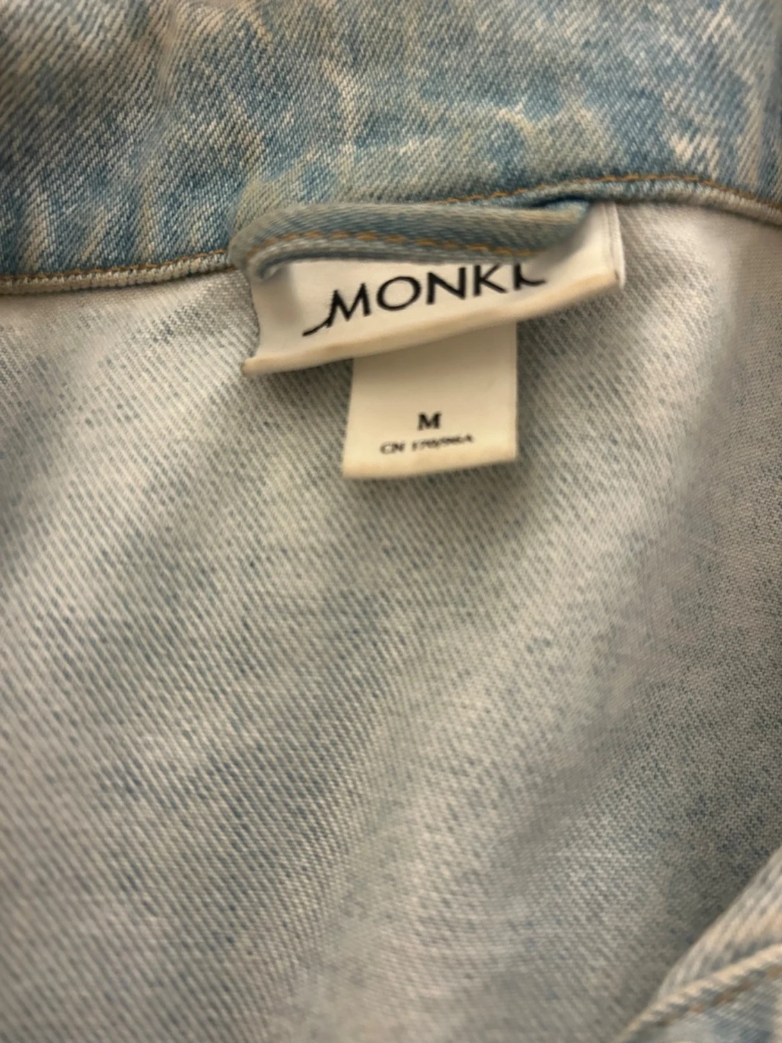 Jeansjacka med detaljer  - 4