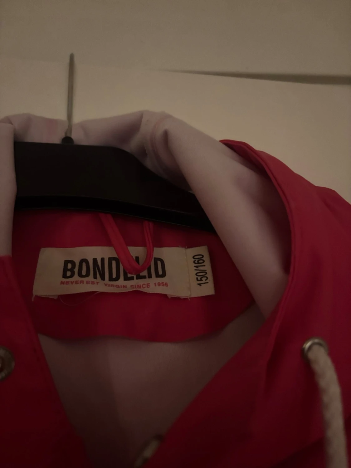 Rosa regnjacka från Bondelid - 1