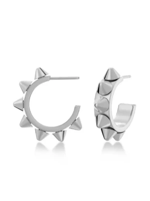 Edblad örhängen  - Fina silvriga örhängen från Edblad med coola nitar runt om. Perfekta för att ge en fin touch till din stil. Kommer i originalförpackning. 