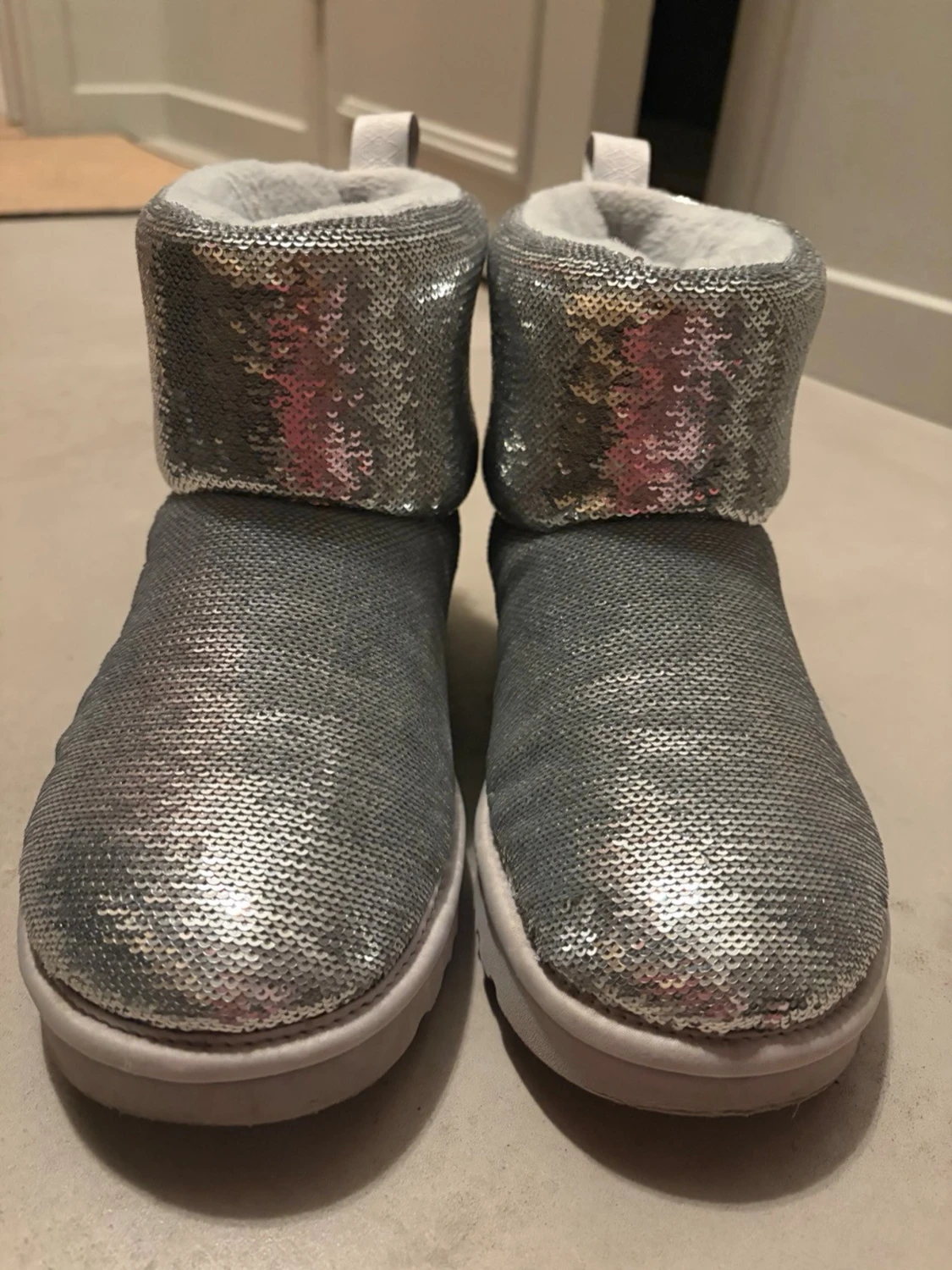 UGG boots med silverpaljetter - 4