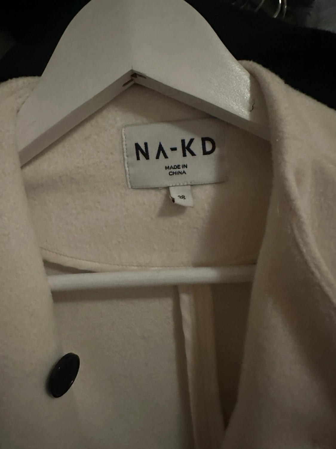 Vit ullkavaj från NA-KD - 2