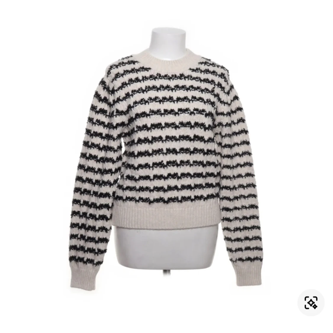 Randig stickad tröja från Mango