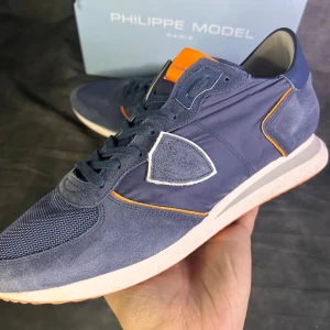 Philippe model trainers - Mycket fint skick | Size 44  | box och dustbag ingår | fraktar spårbart inom 24 timmar |  för att köpa klicka ” köp nu” | vid frågor skriv ett meddelande |