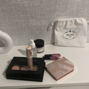 Bundle - Smink kit och dust bag