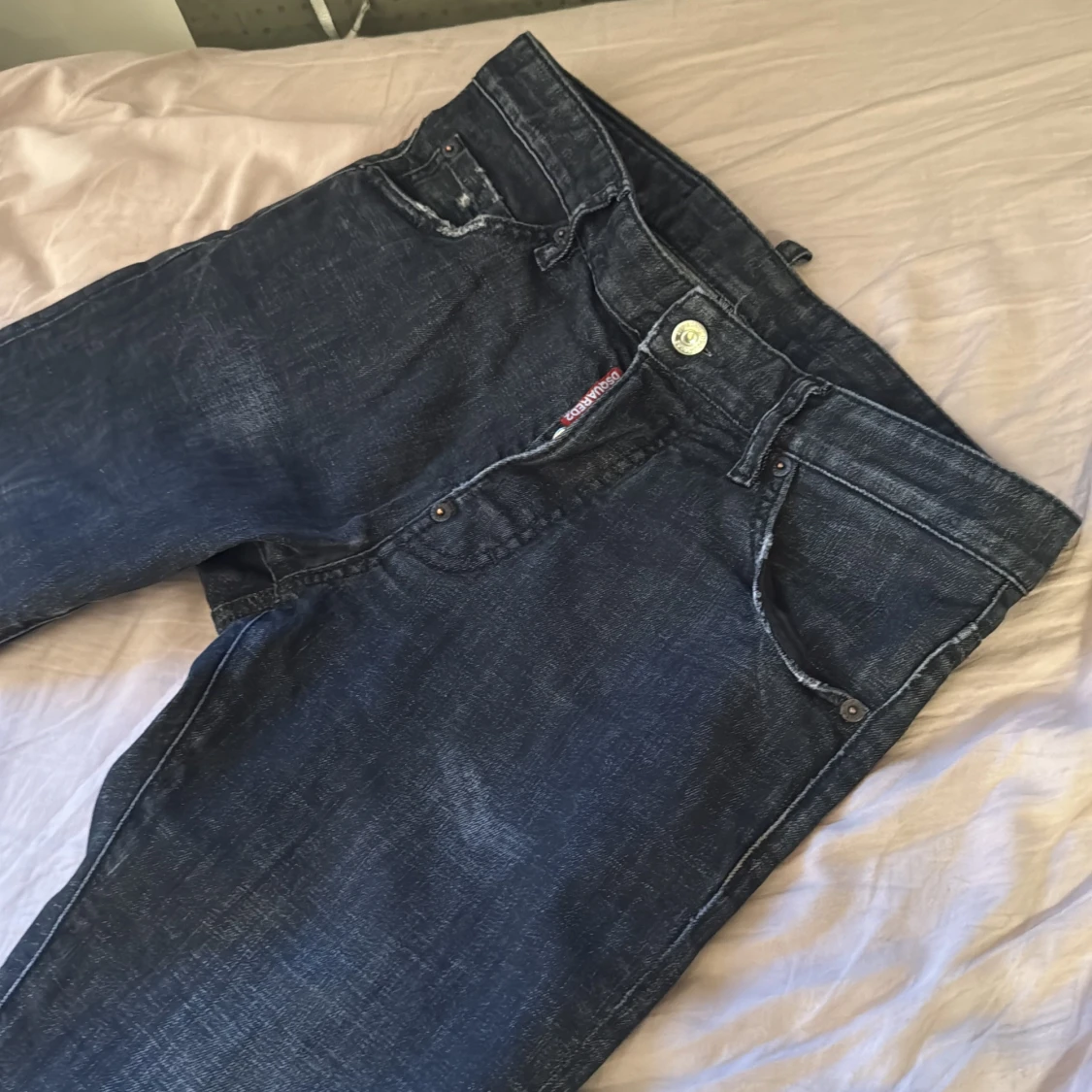 Mörkblå Dsquared2 jeans, stl 46 - 1