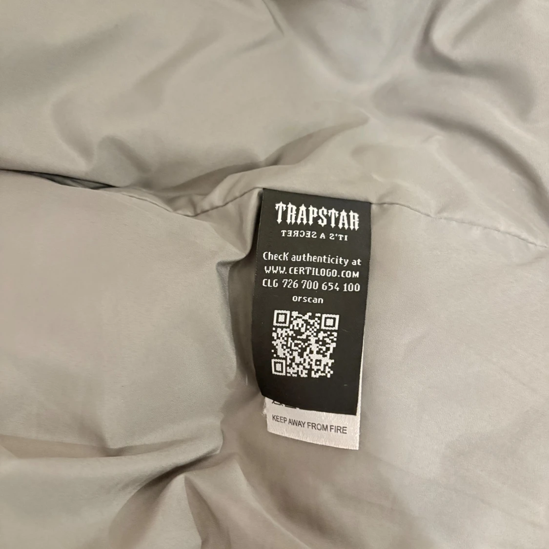 Grå Trapstar pufferjacka London Shooters - 4