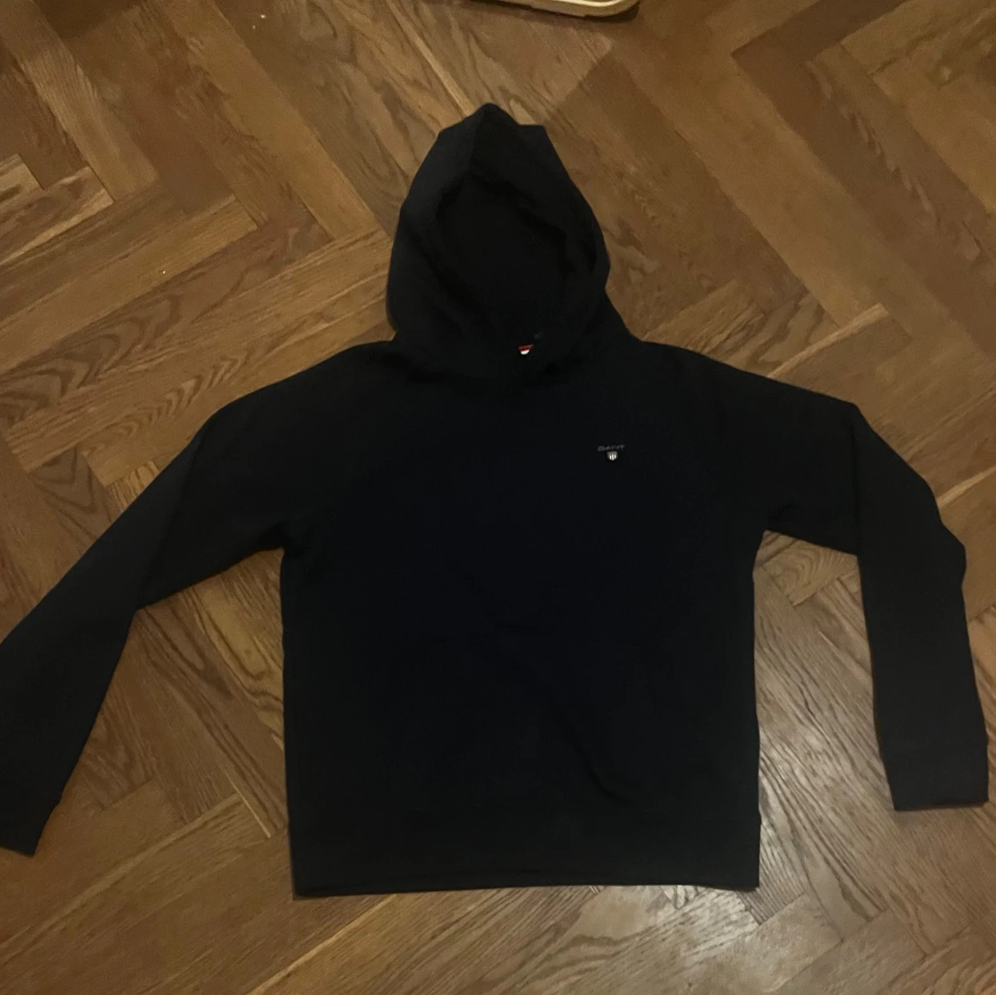 Gant hoodie (nyskick)