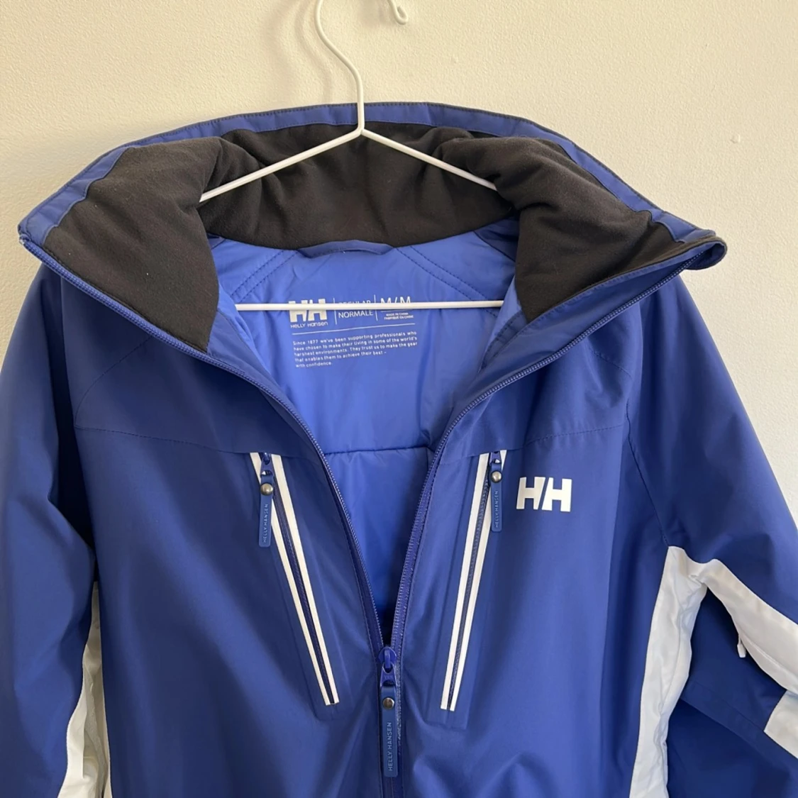 Blå Helly Hansen jacka  - 1
