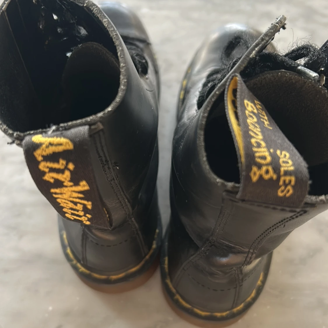 Svarta Dr. Martens boots i skinn - 3
