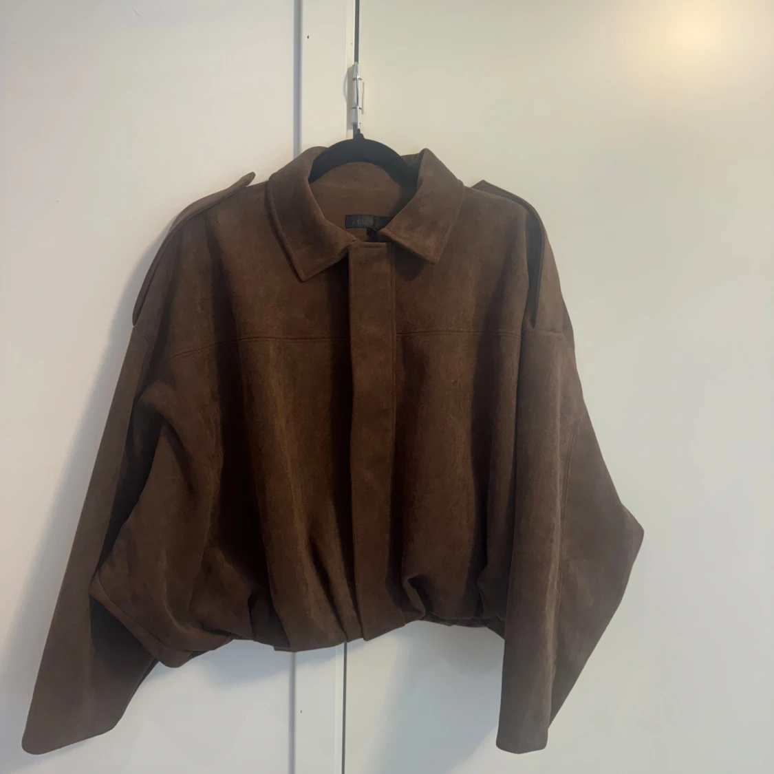 Brun mocka bomberjacka från Zara - 3