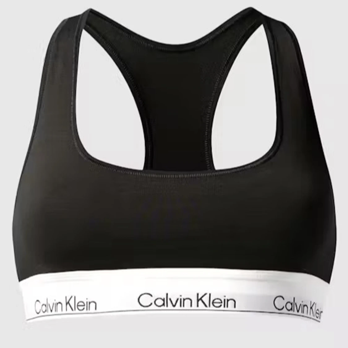 Svart linnetopp från Calvin Klein