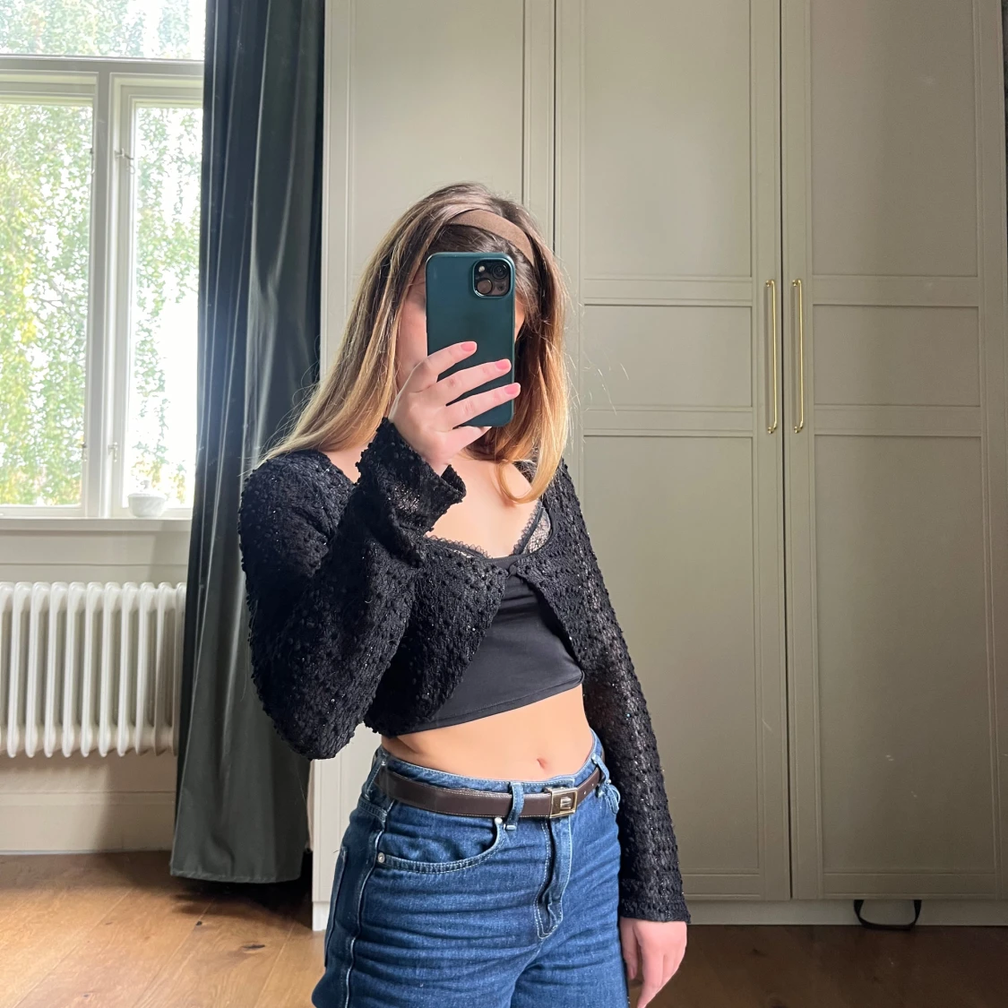 Svart croppad bolerotopp med struktur - 1