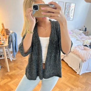 trekvartsärmad kofta  - supersöt kofta 