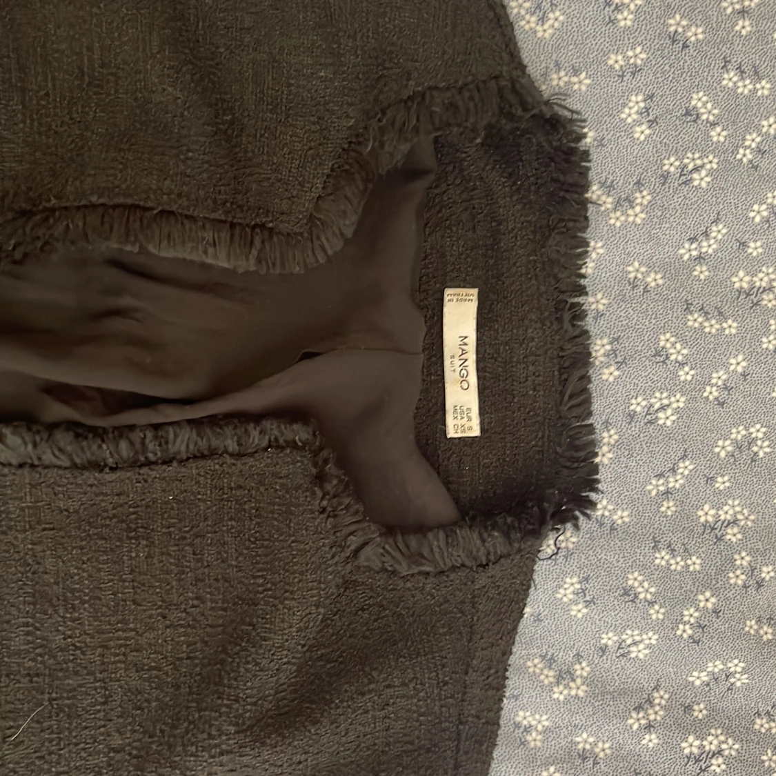 Svart kavajjacka från Mango - 1